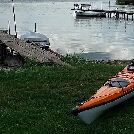 Fischstuebchen Neeberg 6 - Seeadler * Krummin