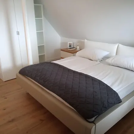 Fischstuebchen Neeberg 6 - Seeadler *