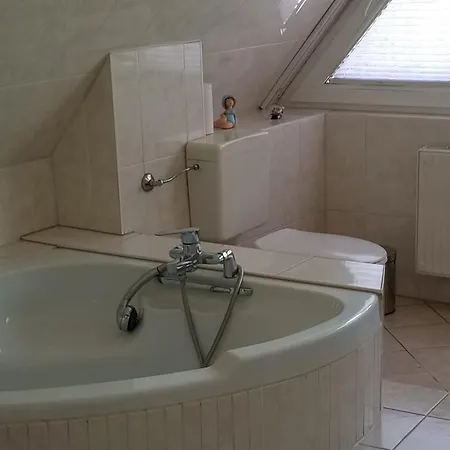 Fischstuebchen Neeberg 6 - Seeadler