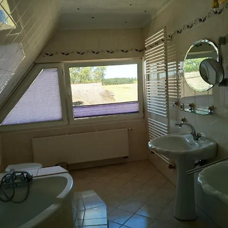 Fischstuebchen Neeberg 6 - Seeadler * Krummin