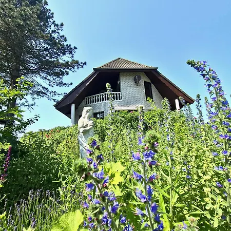Fischstuebchen Neeberg 6 - Seeadler Krummin