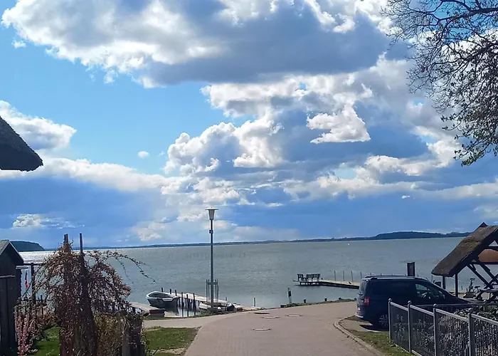 Fischstuebchen Neeberg 6 - Seeadler * Krummin