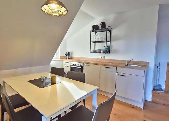 Fischstuebchen Neeberg 6 - Seeadler * Krummin